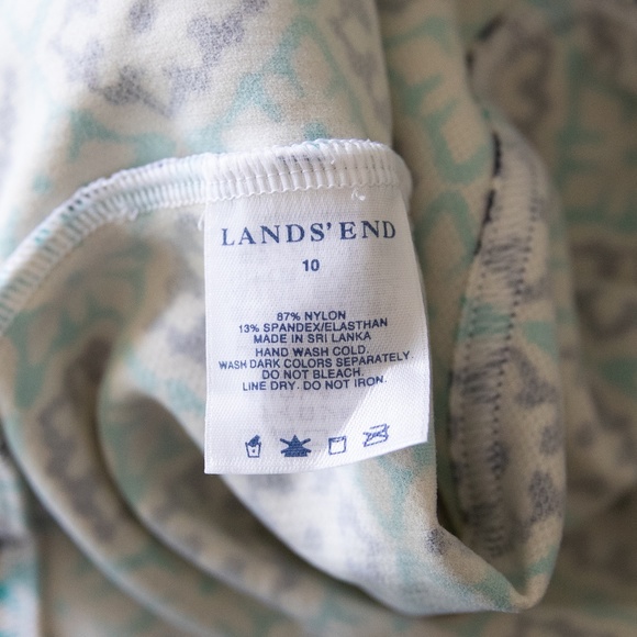 Lands End Womens Halter Tankini Teal Pattern Top - Picture 3 of 3